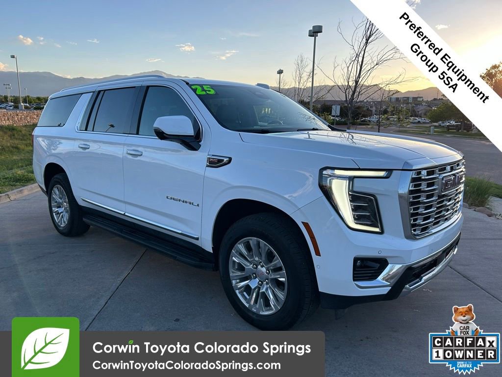 2025 GMC Yukon Denali AWD's photo