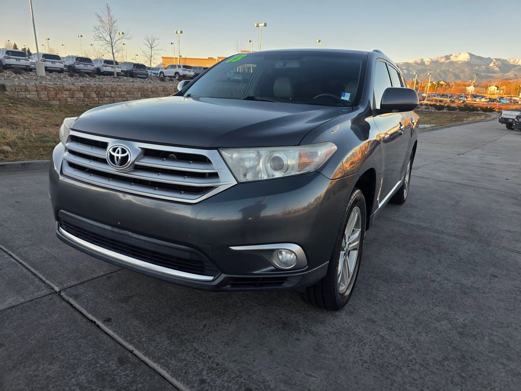 2013 Toyota Highlander Base Hybrid photo 2