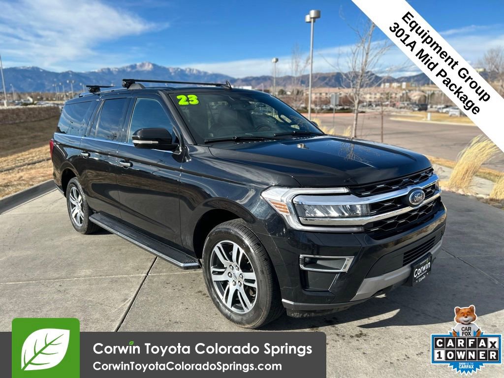 2023 Ford Expedition Limited's photo