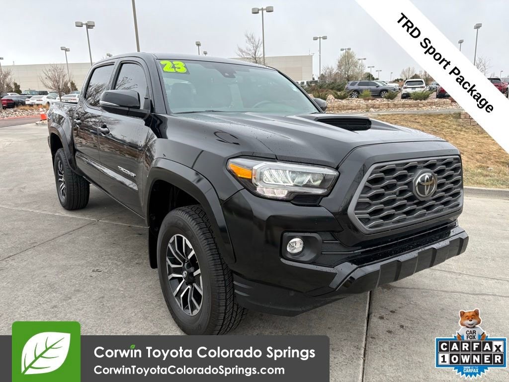 2023 Toyota Tacoma TRD Sport's photo