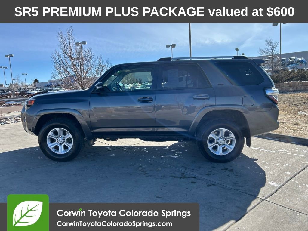 2023 Toyota 4Runner SR5 Premium photo 4