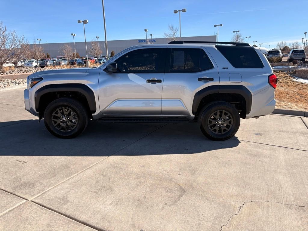 2025 Toyota 4Runner SR5 photo 4