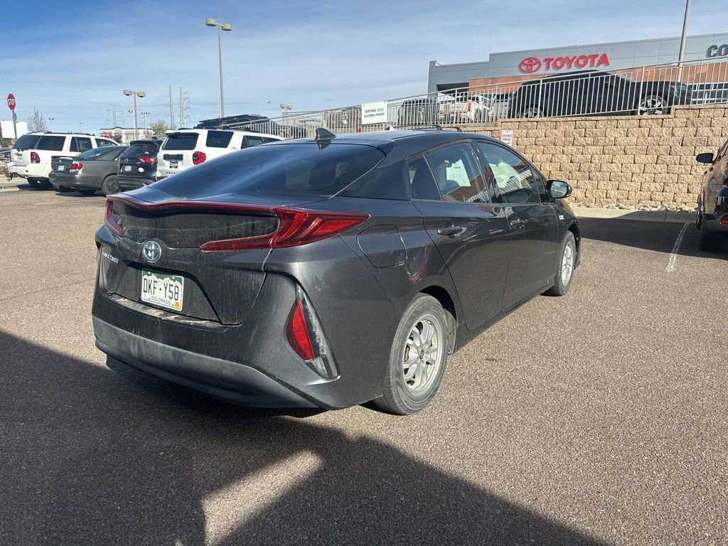 2018 Toyota Prius Prime Plus photo 3