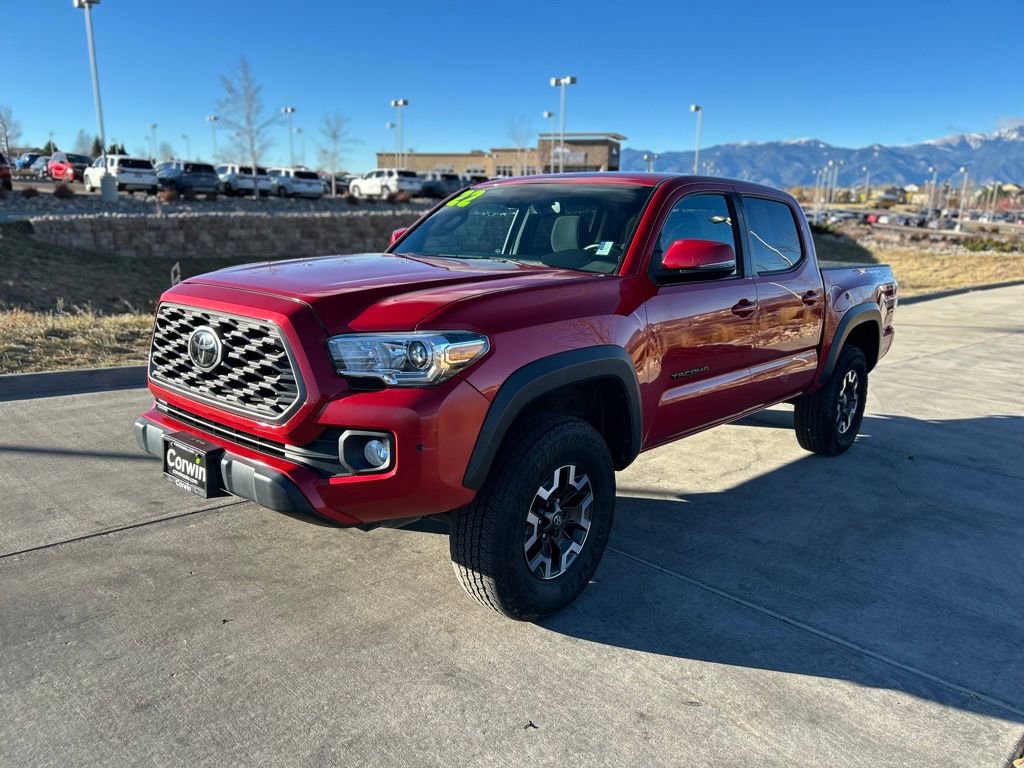 2022 Toyota Tacoma TRD Off-Road photo 2