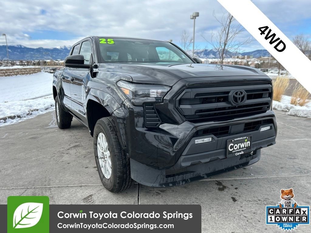 2025 Toyota Tacoma SR5's photo