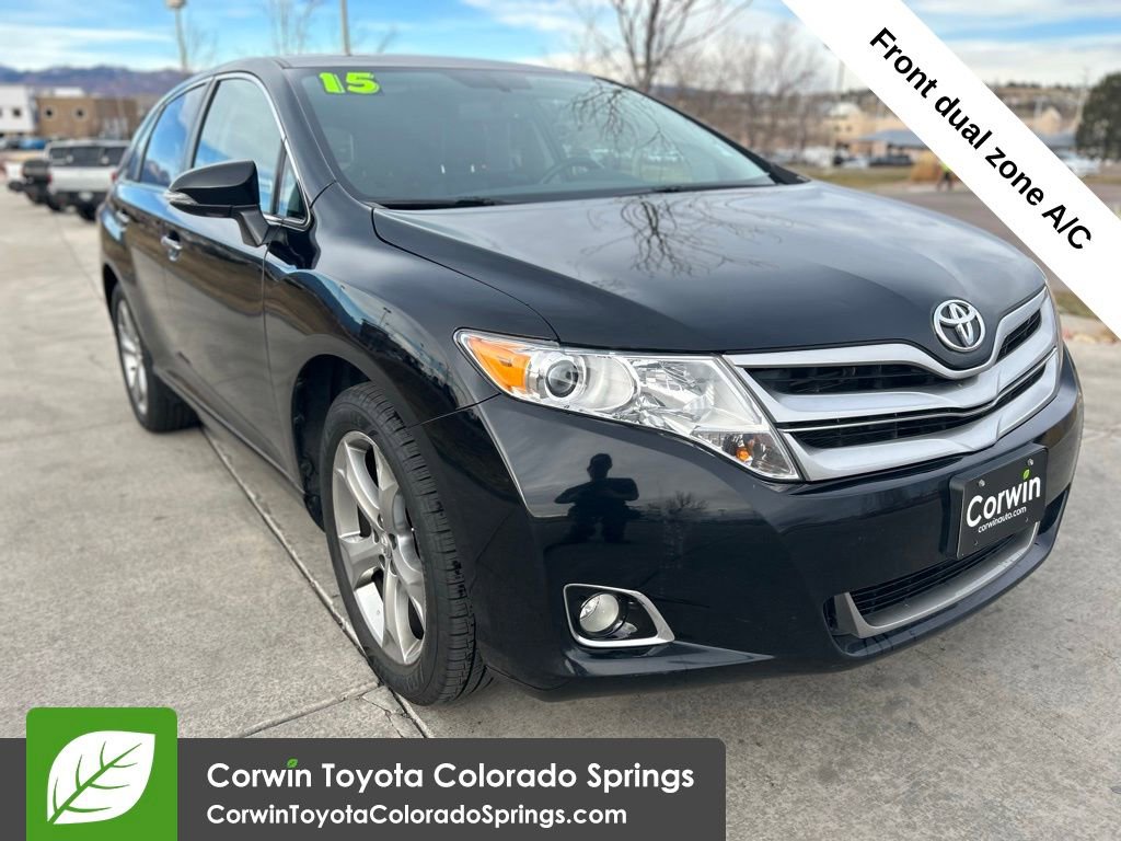 2015 Toyota Venza XLE's photo