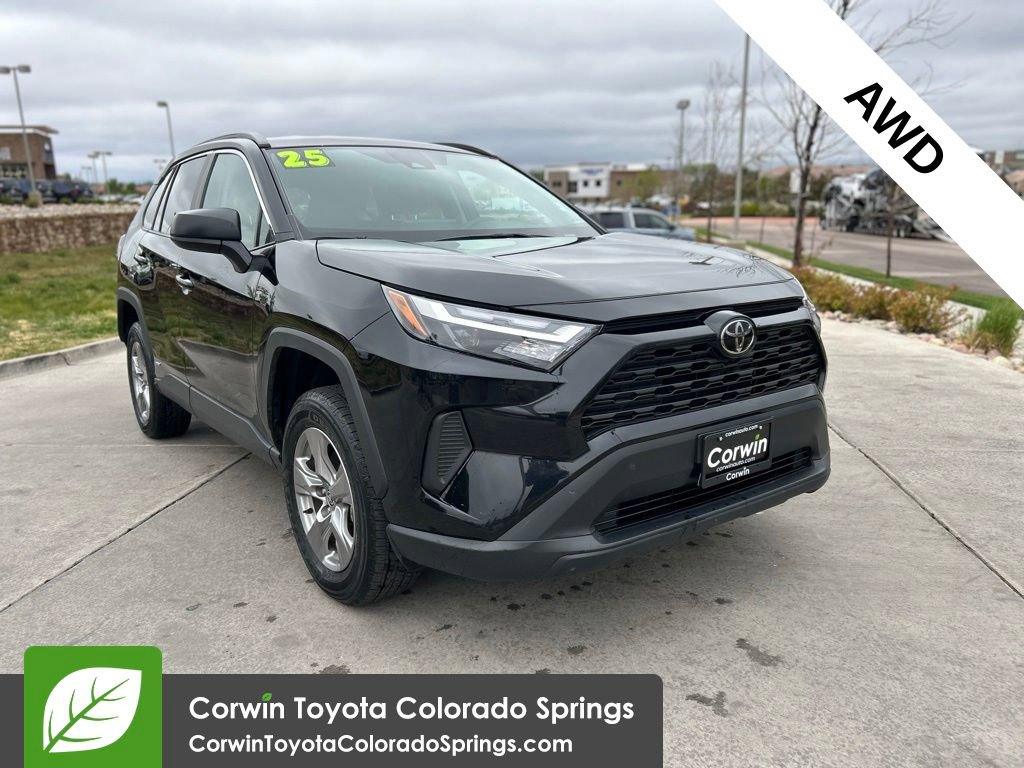 2025 Toyota RAV4 Hybrid LE AWD's photo