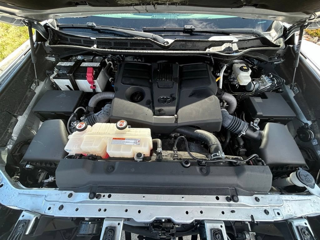2023 Toyota Tundra Limited - Photo 31