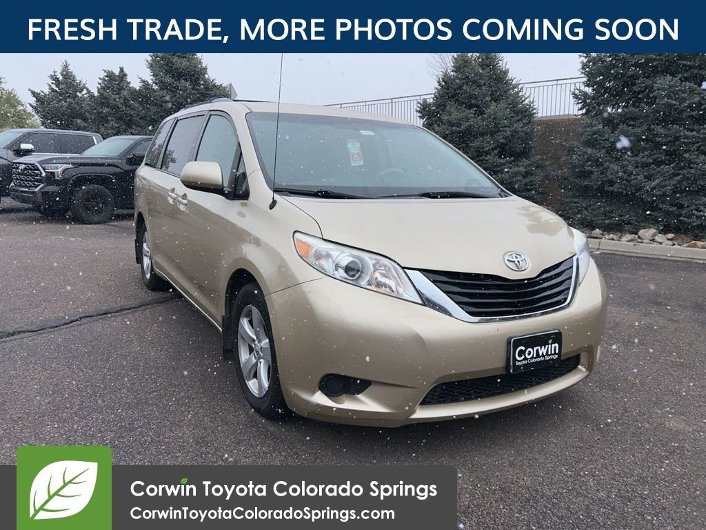 2011 Toyota Sienna LE