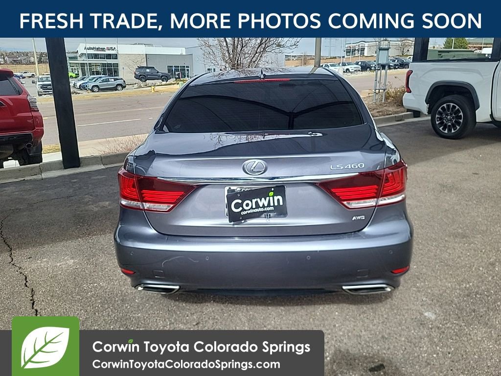 2014 Lexus LS 460 photo 4