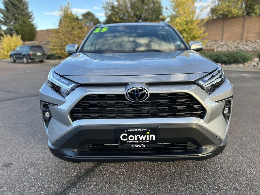 2025 Toyota RAV4 XLE Premium photo 2
