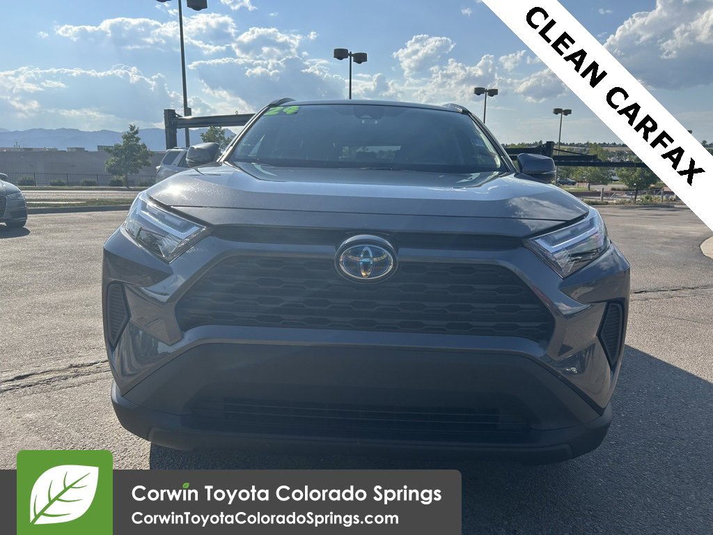 2024 Toyota RAV4 Hybrid XLE photo 2