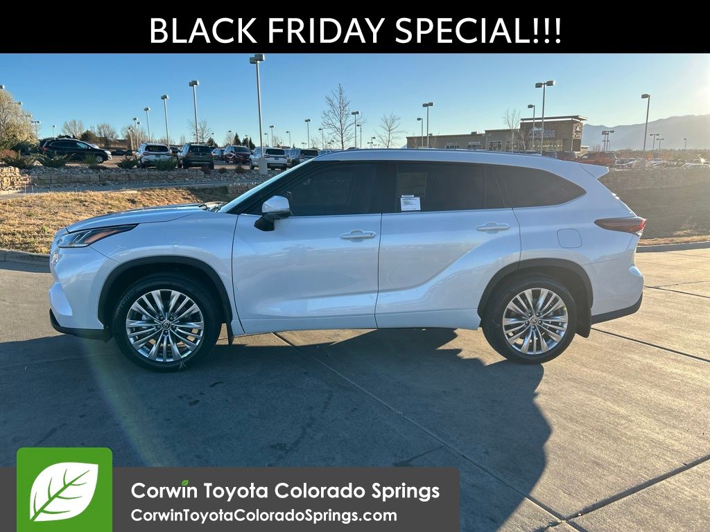 2026 Toyota Highlander Platinum photo 4