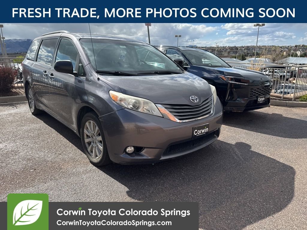 2011 Toyota Sienna XLE