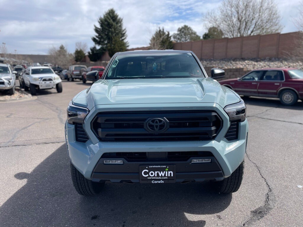 2025 Toyota Tacoma SR5 photo 2