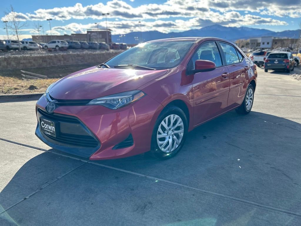 2018 Toyota Corolla XLE XSE photo 3