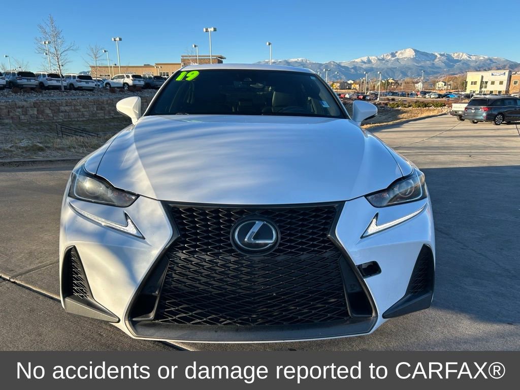 2019 Lexus IS 350 photo 2