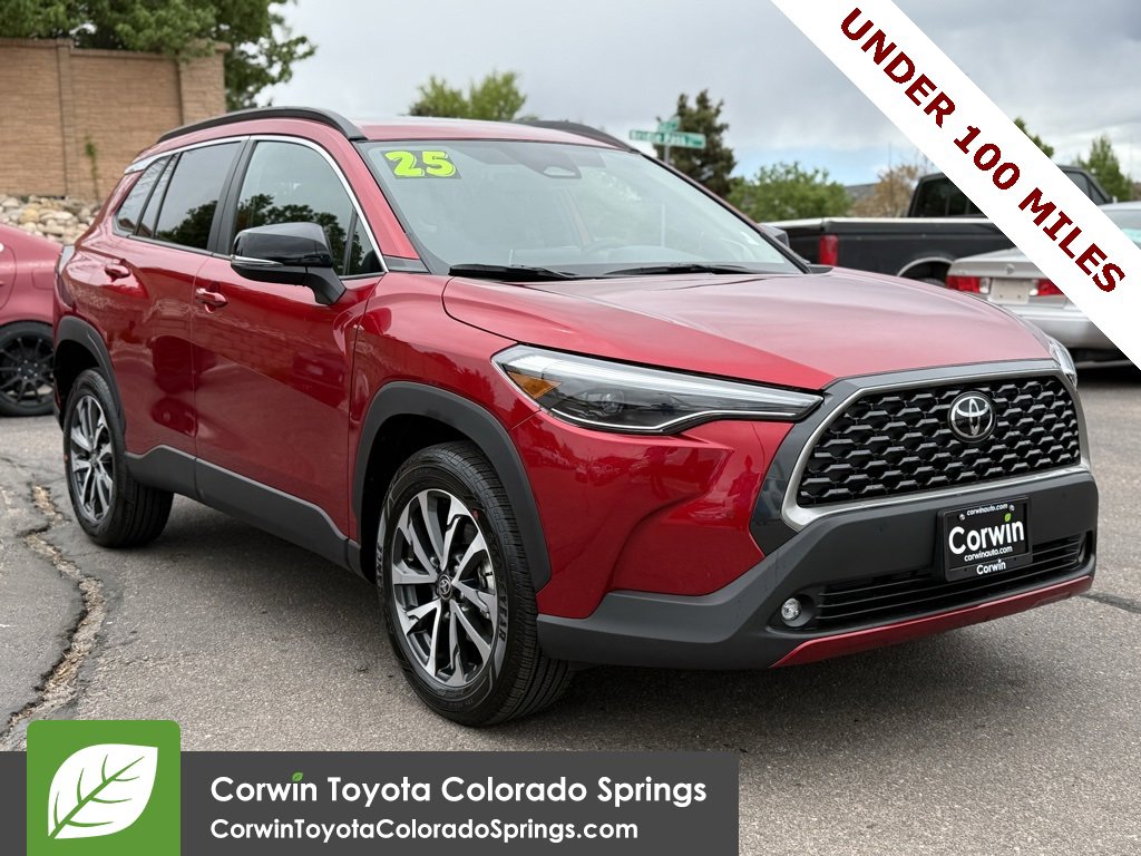 2025 Toyota Corolla Cross XLE