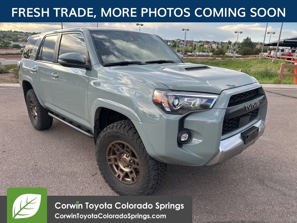 2022 Toyota 4Runner TRD Off-Road Premium 4WD V6's photo