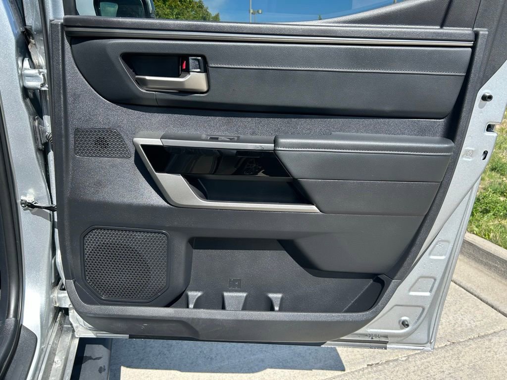 2023 Toyota Tundra Limited - Photo 28