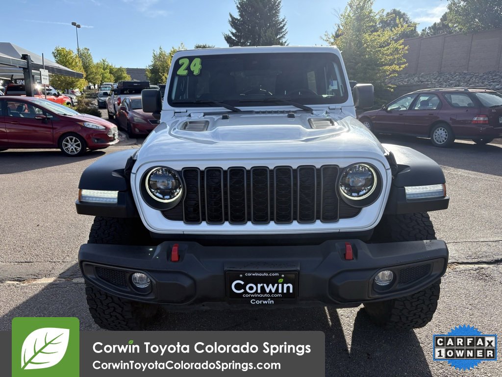 2024 Jeep Wrangler Rubicon photo 2