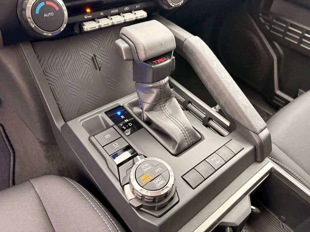 2025 Toyota Tacoma TRD Off Road - Photo 17