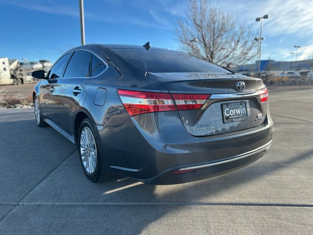 2014 Toyota Avalon Hybrid Limited photo 3