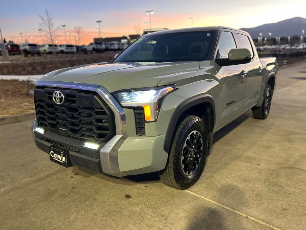 2025 Toyota Tundra SR5 photo 3