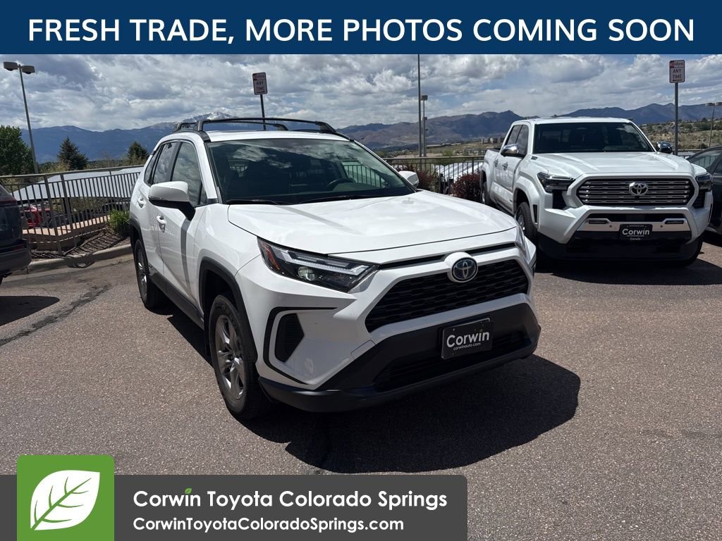 2024 Toyota RAV4 Hybrid XLE AWD's photo