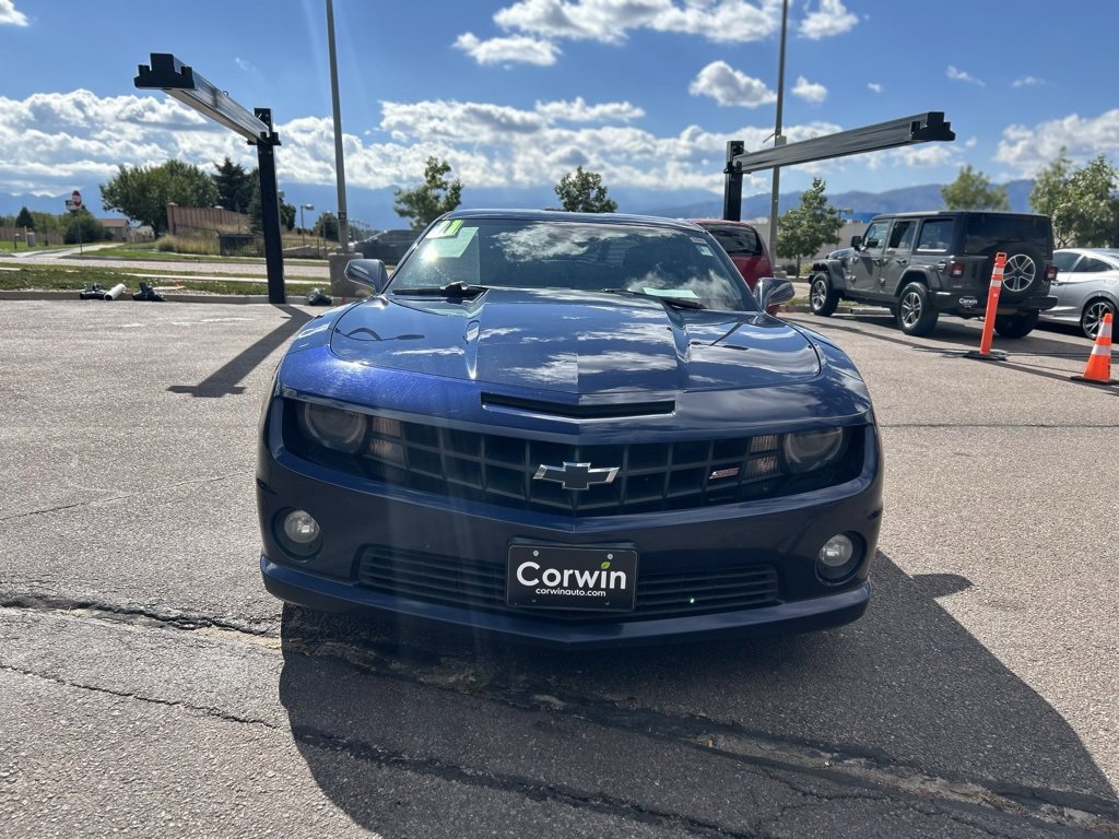 2011 Chevrolet Camaro 2SS photo 2