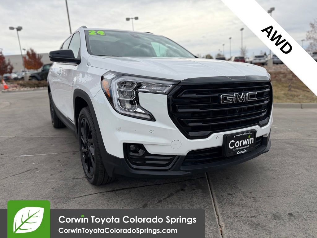 2024 GMC Terrain SLT's photo