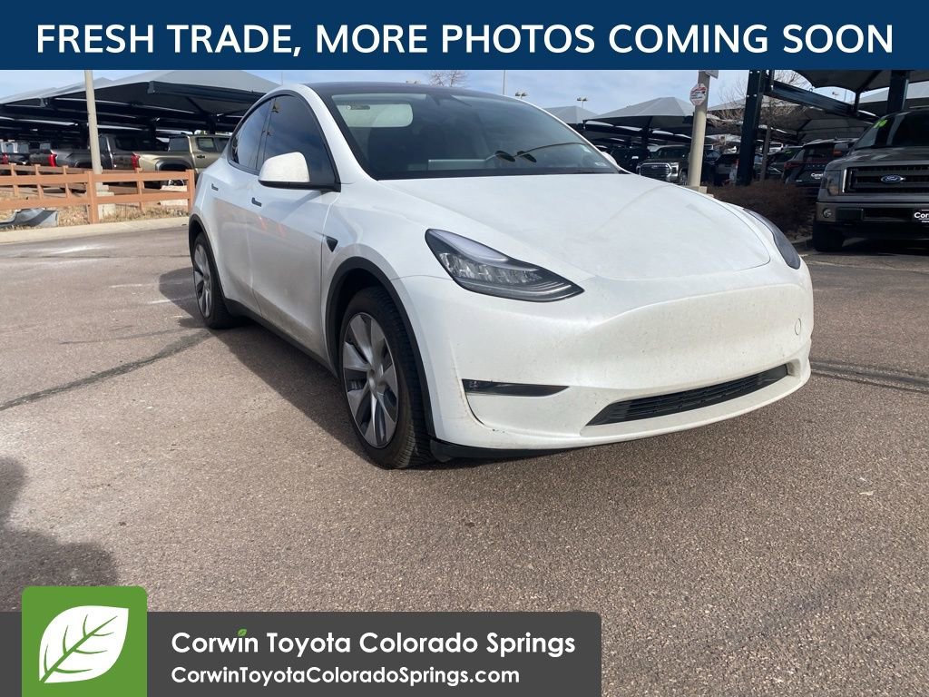 2023 Tesla Model Y Long Range's photo