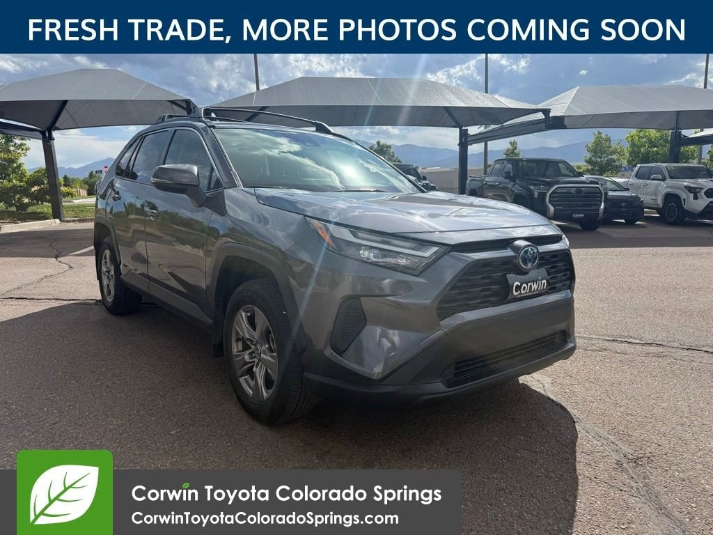 2022 Toyota RAV4 Hybrid XLE AWD's photo