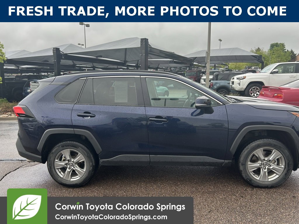 2024 Toyota RAV4 XLE photo 2