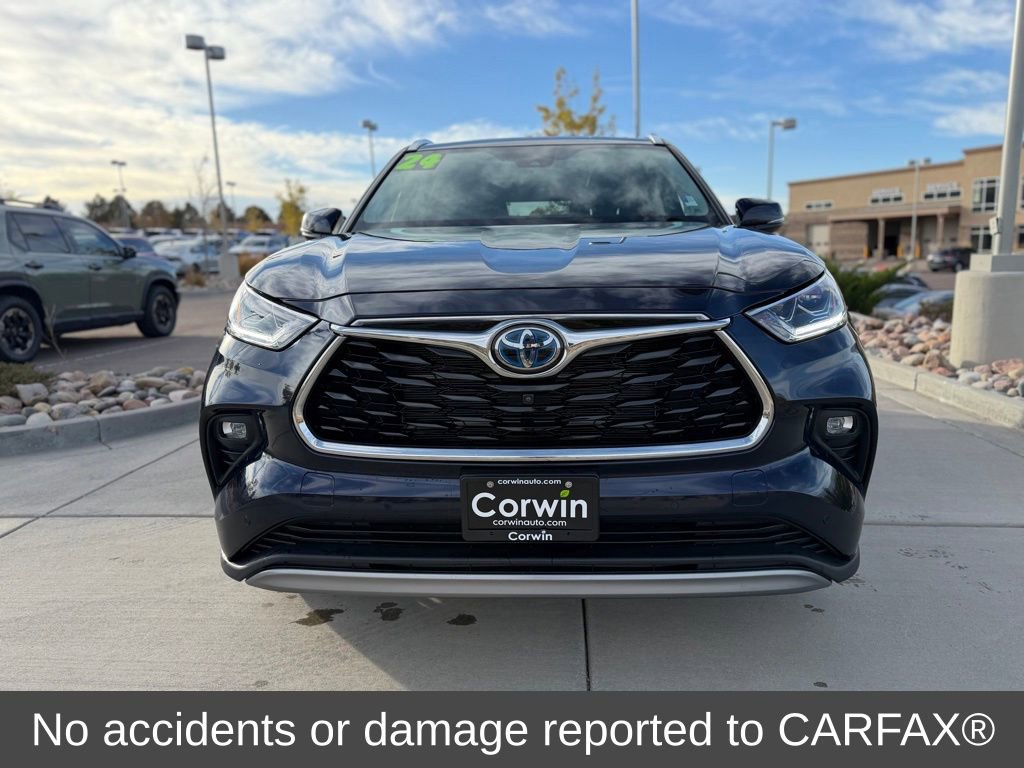 2024 Toyota Highlander Hybrid Platinum photo 2