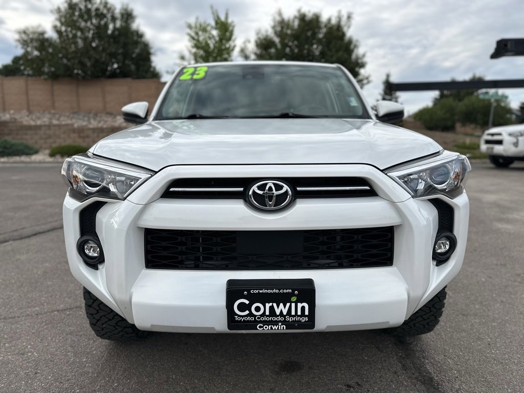 2023 Toyota 4Runner SR5 photo 2