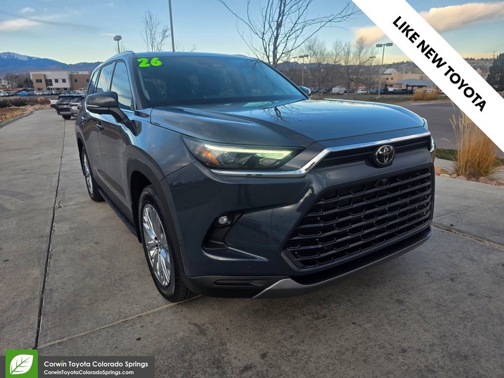 2026 Toyota Grand Highlander Platinum's photo