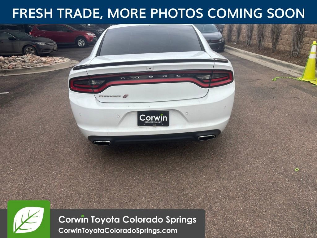 2018 Dodge Charger GT photo 4