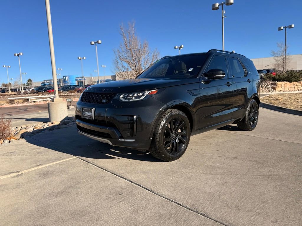 2020 Land Rover Discovery Landmark photo 4