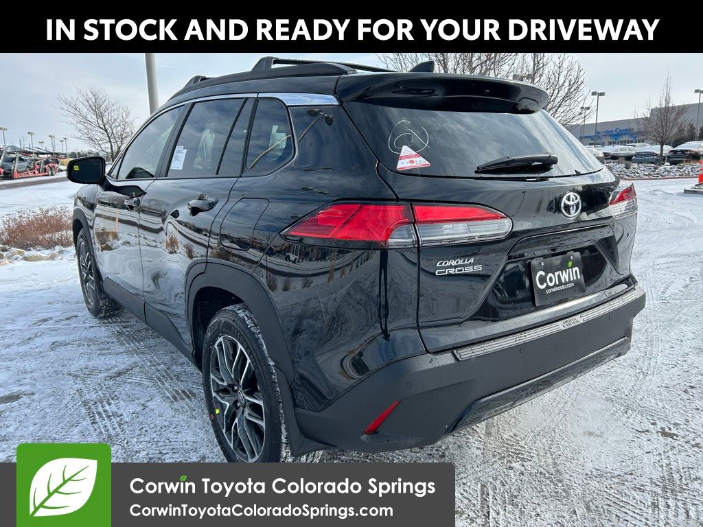 2026 Toyota Corolla Cross XLE photo 4