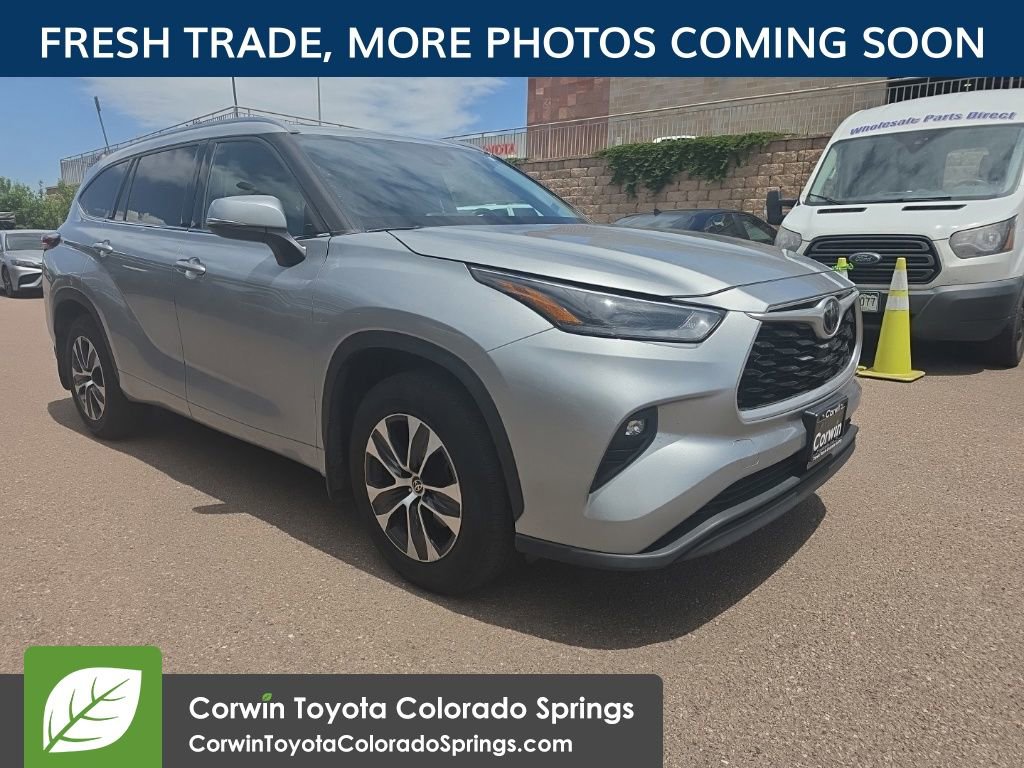 2021 Toyota Highlander XLE 4x4 V6's photo