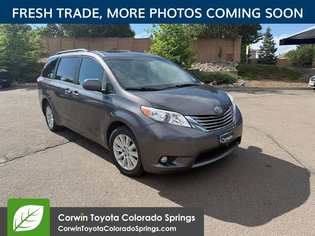 2015 Toyota Sienna's photo