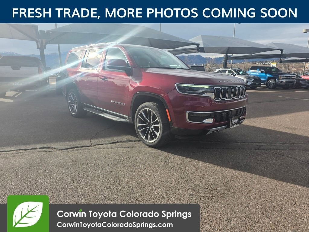 2022 Jeep Wagoneer