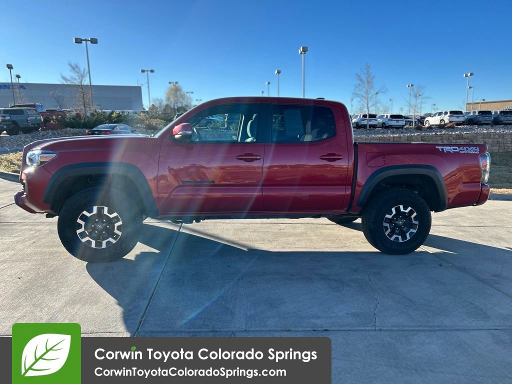 2022 Toyota Tacoma TRD Off-Road photo 3