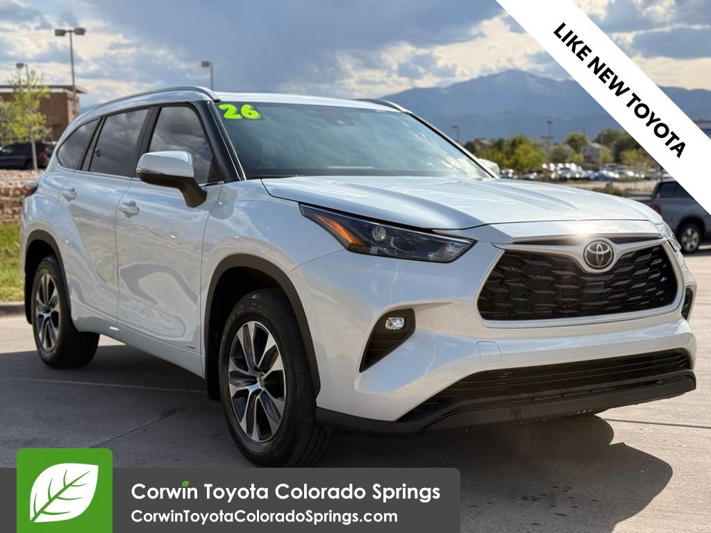 2026 Toyota Highlander Hybrid XLE AWD's photo