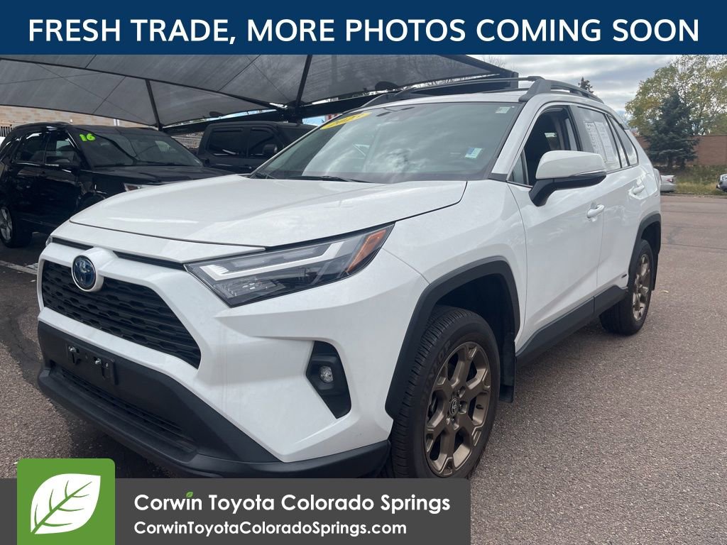 2023 Toyota RAV4 Hybrid photo 3