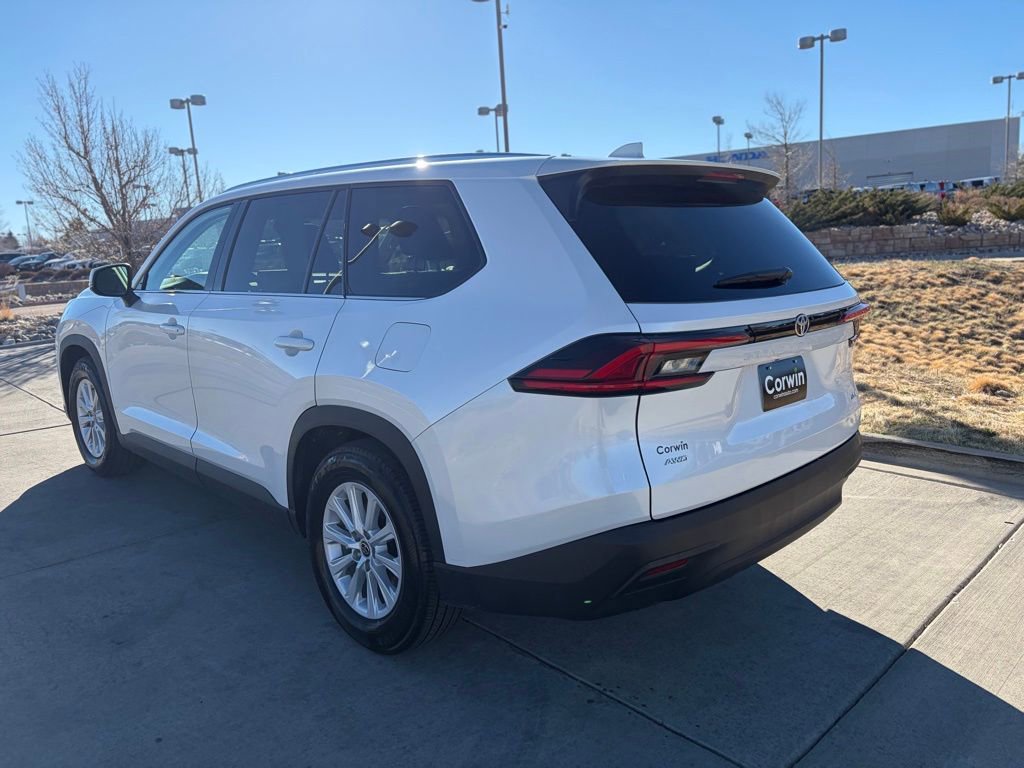 2025 Toyota Grand Highlander Limited photo 3