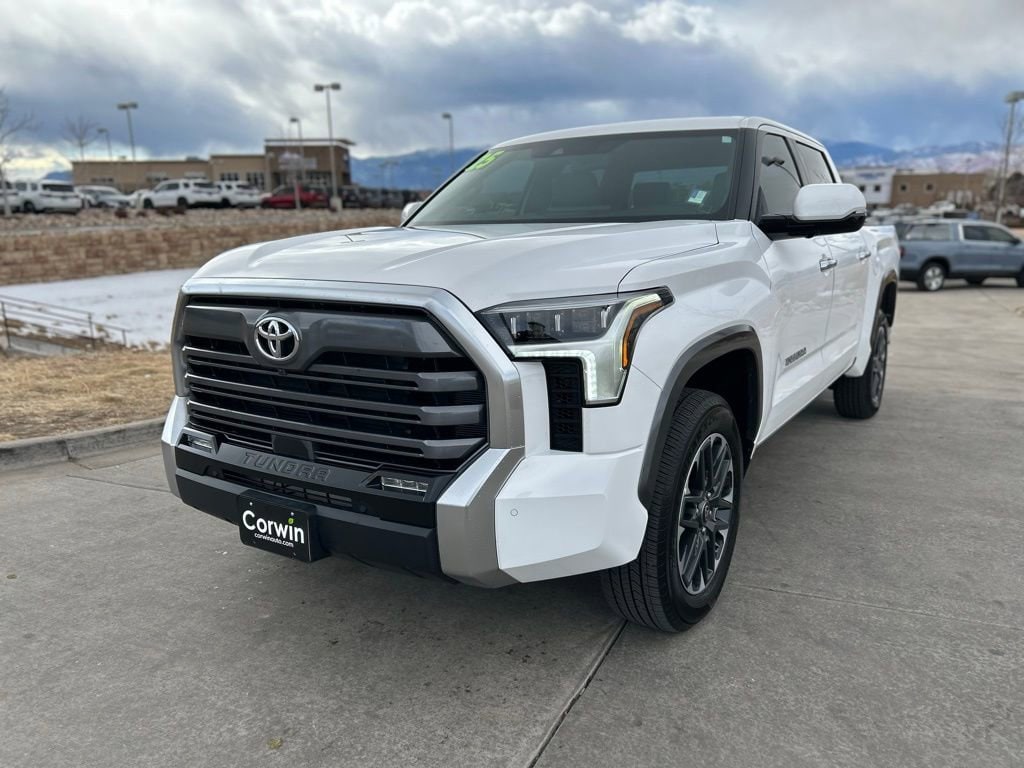 2025 Toyota Tundra Limited photo 4