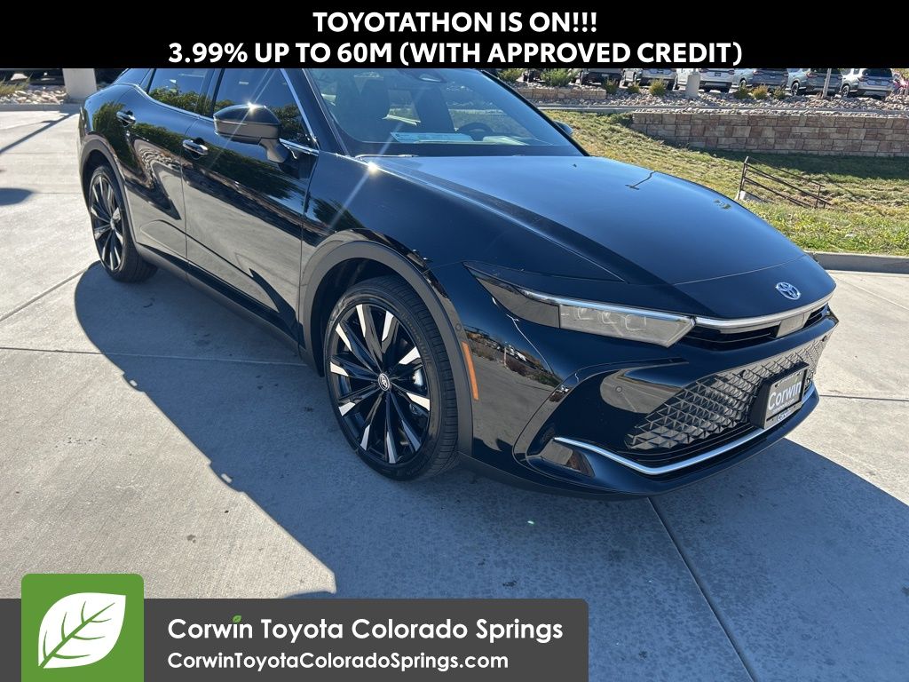 2026 Toyota Crown Platinum's photo