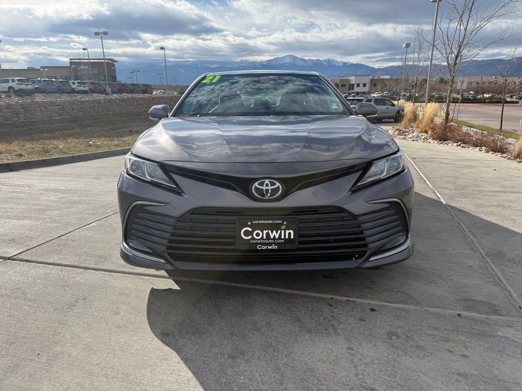 2021 Toyota Camry LE photo 2